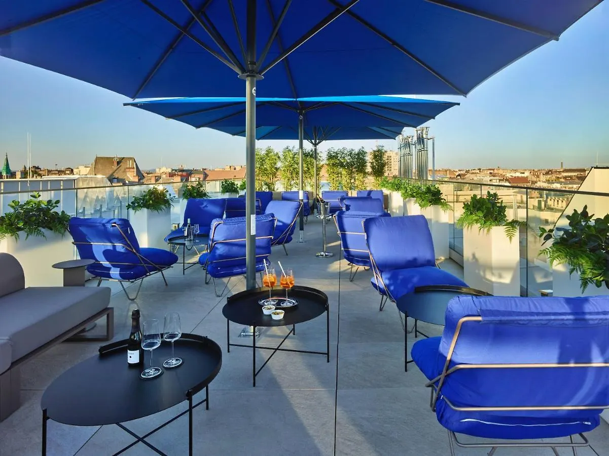 Est Grand Hotel Savoy Budapest 4*,